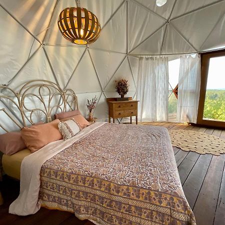 Golden Domes Hotel Cootharaba Buitenkant foto