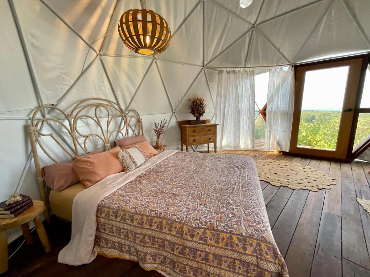 Golden Domes Hotel Cootharaba Buitenkant foto