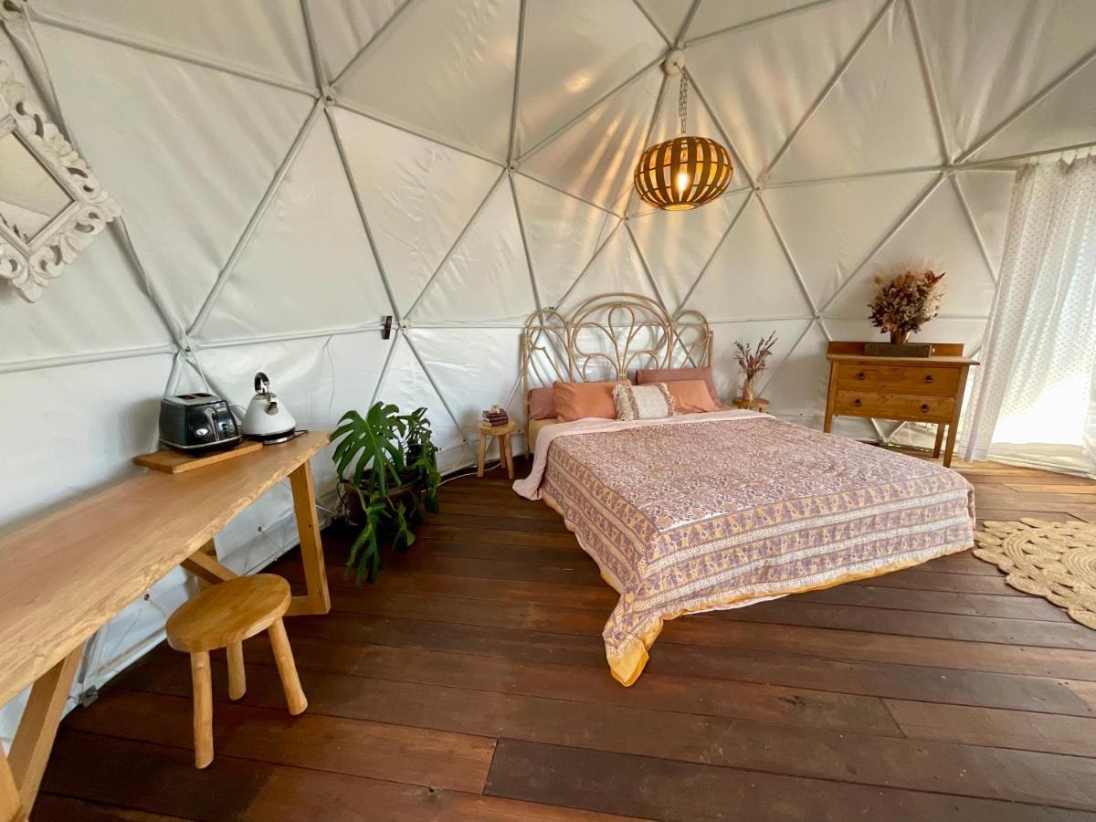 Golden Domes Hotel Cootharaba Buitenkant foto